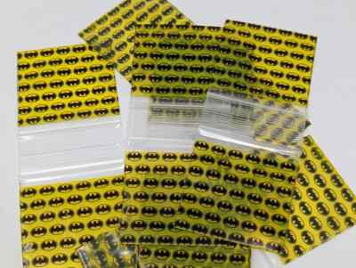 BATMAN SMALL MINI RESEALABLE APPLE BAGGIES (CHOOSE SIZE)