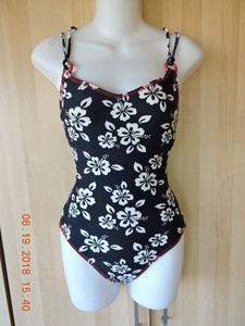 Baltex One Piece Nylon 17 Spandex White Floral On Navy Padded Bra Swimsuit 10 Ebay