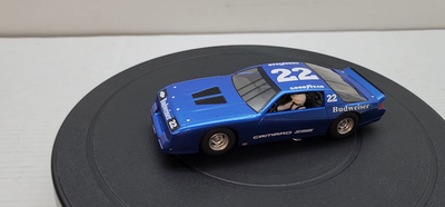 1/32 SCALEXTRIC C4145 Chevrolet Camaro IROC-Z - Blue スロットカー