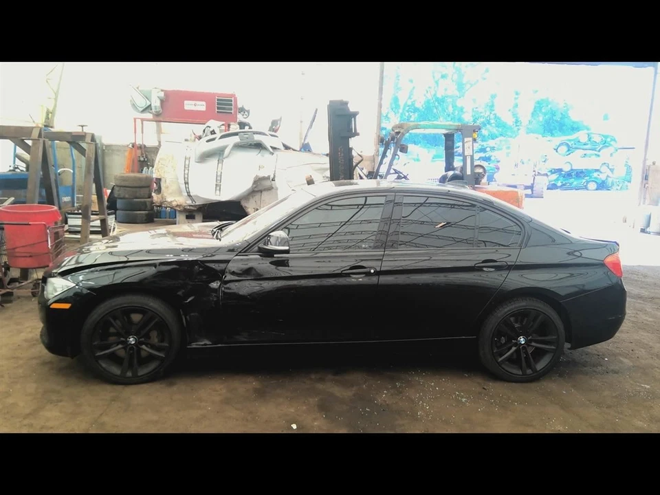 (LOCAL PICKUP ONLY) Trunk/Hatch/Tailgate With Rear Camera Fits 12-17 BMW 320i 66 Foto 4 de 4