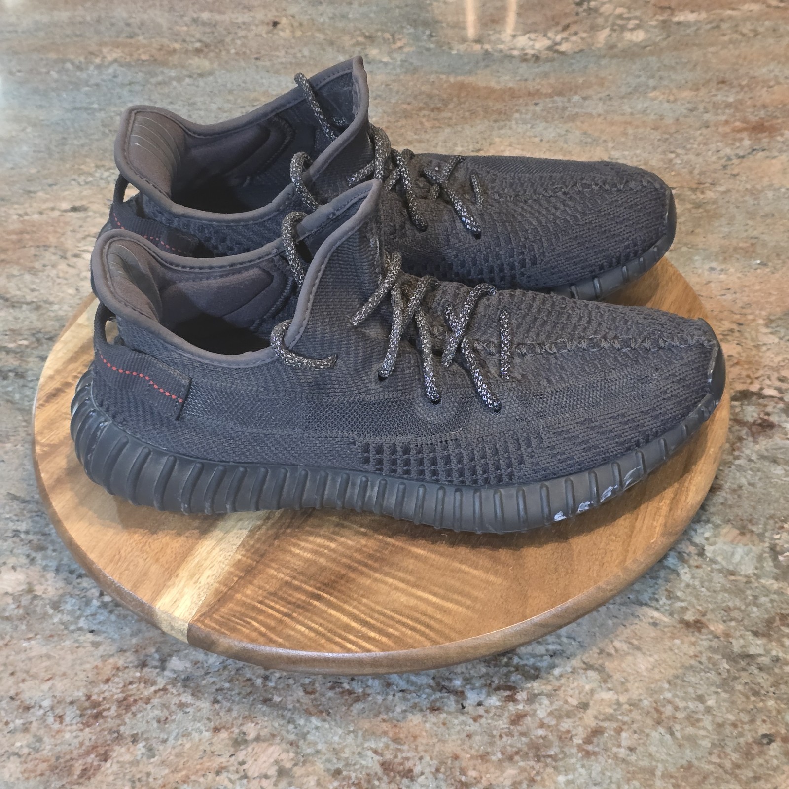 Adidas Yeezy Boost 350 V2 Black - Mens Size 9 - Athletic Shoes Sneakers