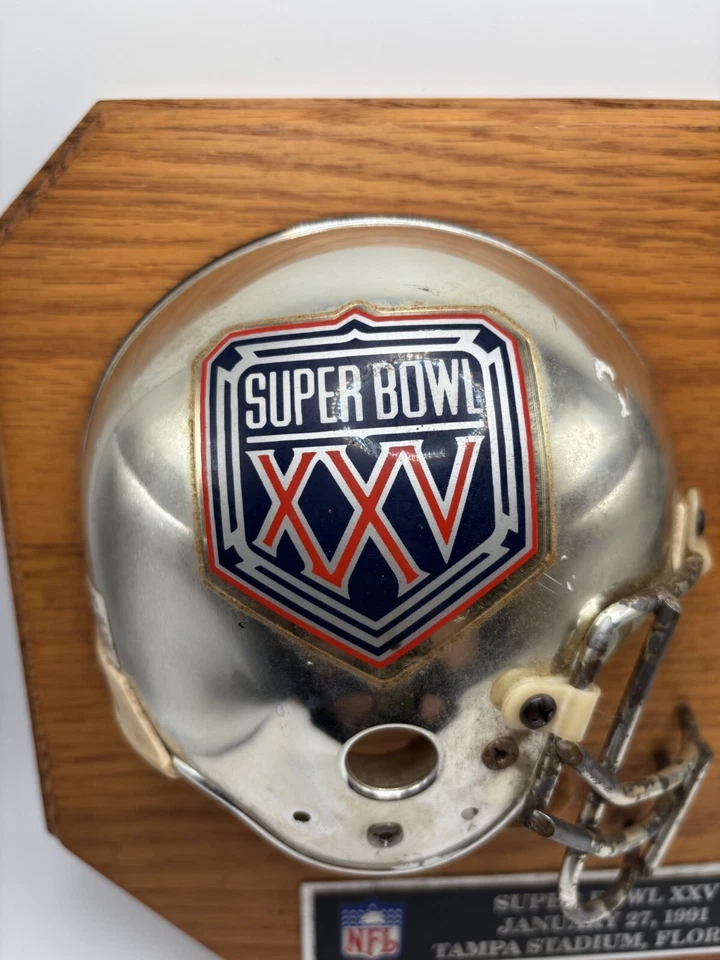 Серебряная юбилейная табличка на шлем NFL Super Bowl XXV 452/2500 Riddell с сертификатом подлинности - Изображение 3 из 4
