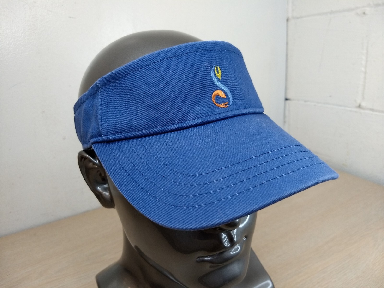 STREAMSONG ADJUSTABLE STRAPBACK SUN VISOR/CAP, BL… - image 2