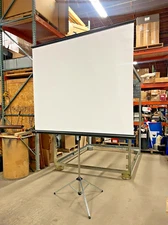 New Draper Consul 216004 Adjustable Height Projection Screen