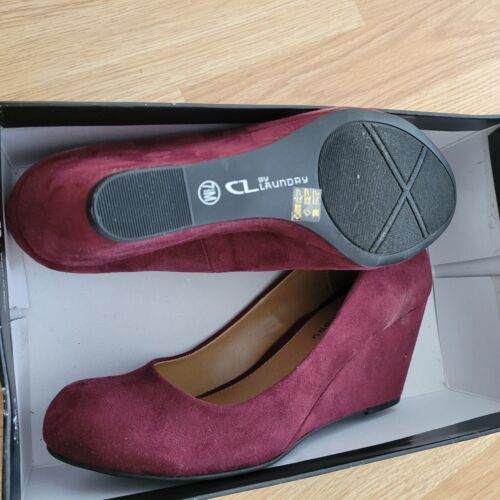 CL by Laundry Women's Nima Suede Wedge Pumps (Sz 7.5) - Picture 8 of 10