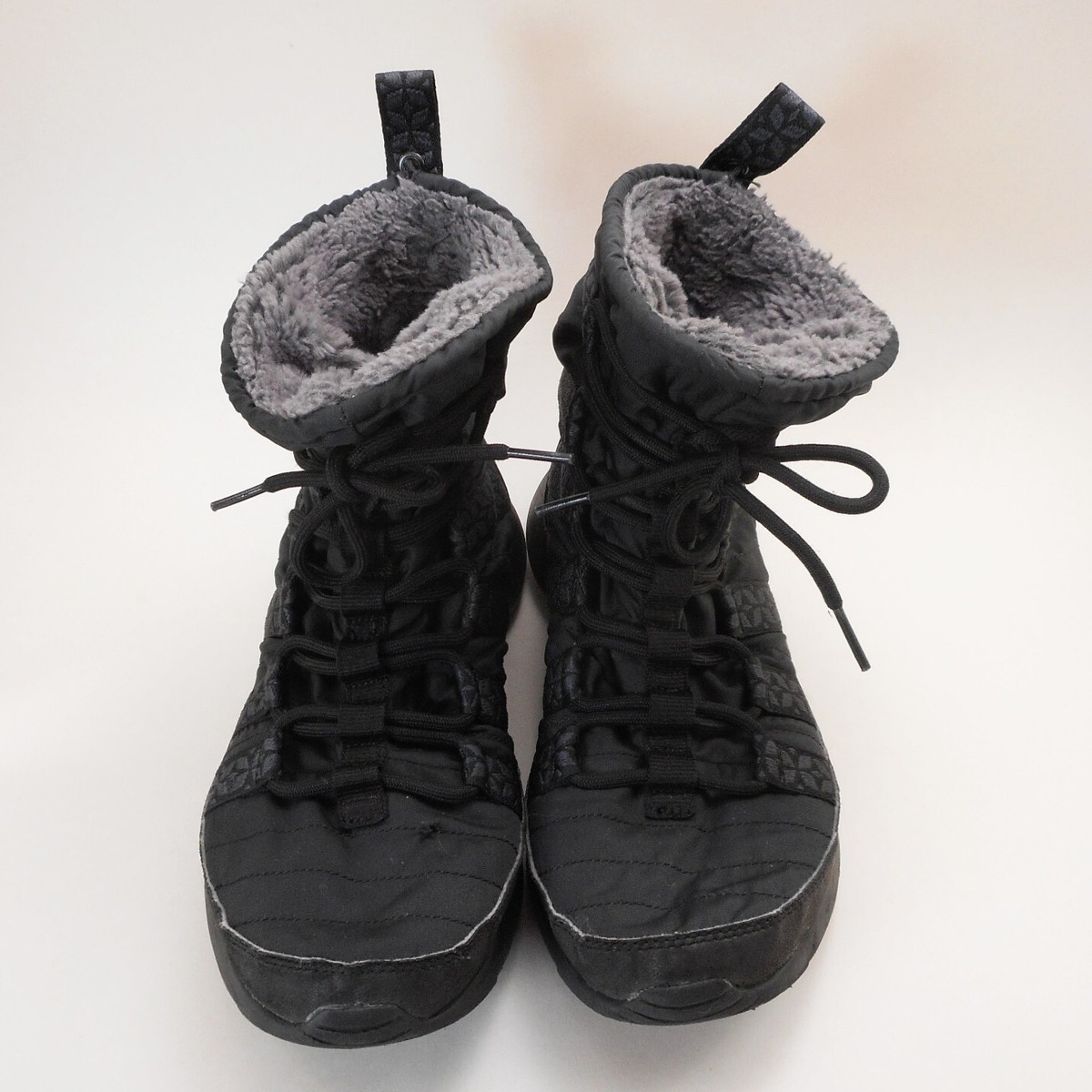 Nike Women's 10 Sneaker Boots Fuzzy Fleece Lined Winter