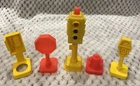 Vintage Fisher Price Little People Stop Light Sign Fire Hydrant Main Street 2500