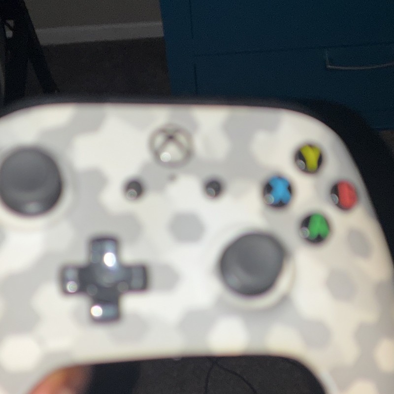 Microsoft Xbox Wireless Controller White/Gray/Black Hex Camo for Xbox orPC