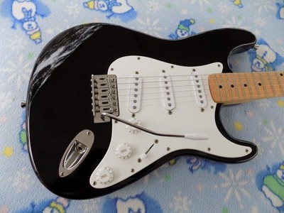 Stinger  ST-2 by CF Martin, 1993-95 Korean Made , All Original Except Whammy Bar
