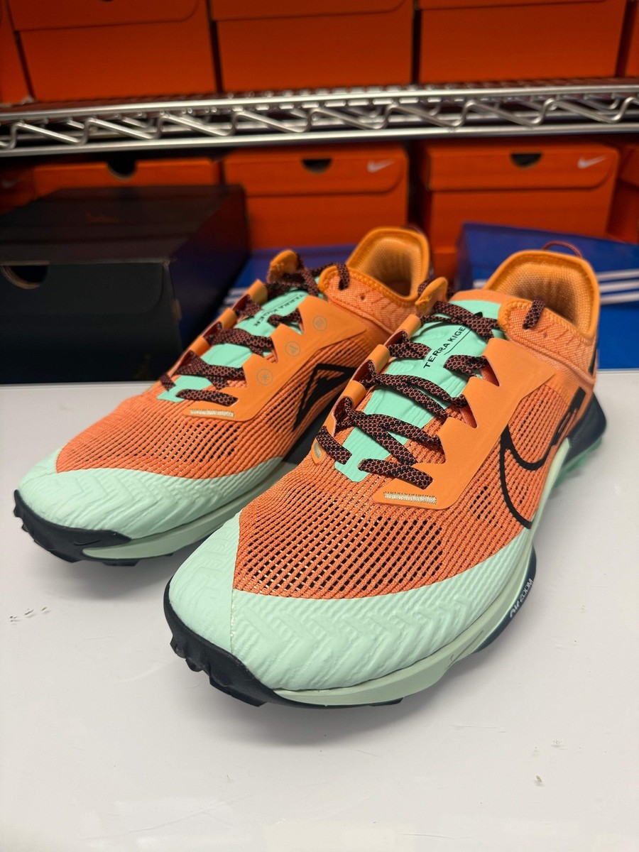 Nike Men's Air Zoom Terra Kiger 8 Shoes Orange Black Mint DH0649