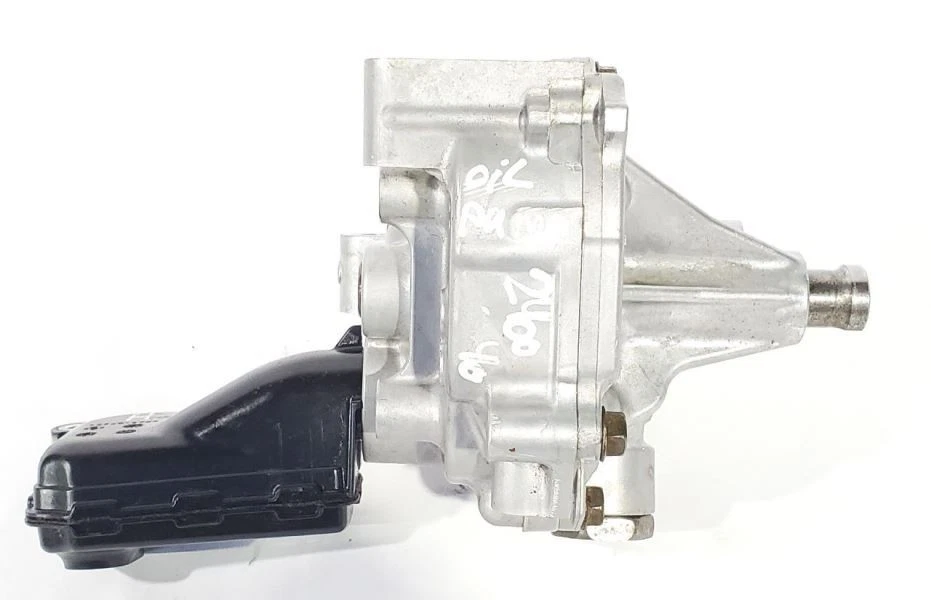 2018 Toyota Camry OEM Oil Pump 2.5L 4 Cylinder FWD 15100f0010 - Image 4 of 4