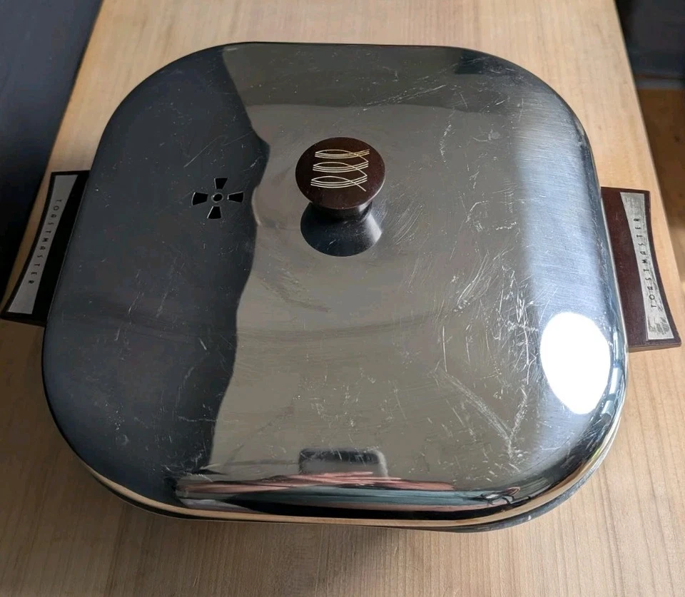 Plancha para sartén Toastmaster de colección acero inoxidable cromo modelo 8C2 tapa ventilada EE. UU. Foto 2 de 4