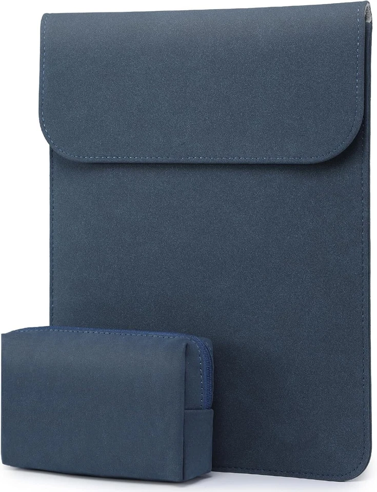 Minimalist 15-Inch Laptop Case in Navy - Perfect for MacBook & Microsoft Surface - Image 3 of 4