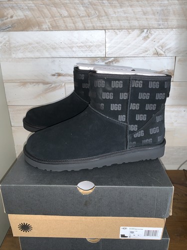 NIB Mens UGG Classic Mini II Print 