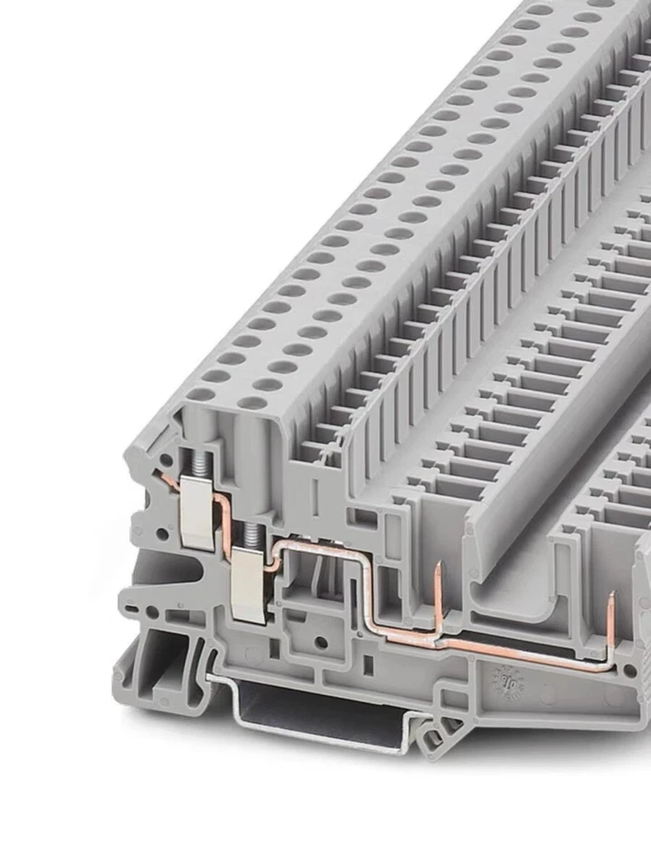 50pcs Phoenix Contact Terminal UT4-QUATTRO/2P-F 3060335 Threaded Flange Terminal - Image 4 of 4