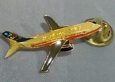NOS New Vintage Enamel BOEING 737 Airplane Jet Plane Lapel Hat Cuff Pin Pinback 