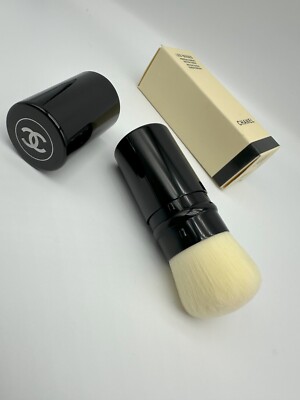 Chanel Les Beiges Retractable Kabuki Brush NEW!