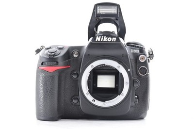 Nikon D300/DX VR 18-55mm 1:3.5-5.6G (良品） Only 30,530 Shots] Nikon D300 DSLR Camera w/ AF-S DX NIKKOR 18