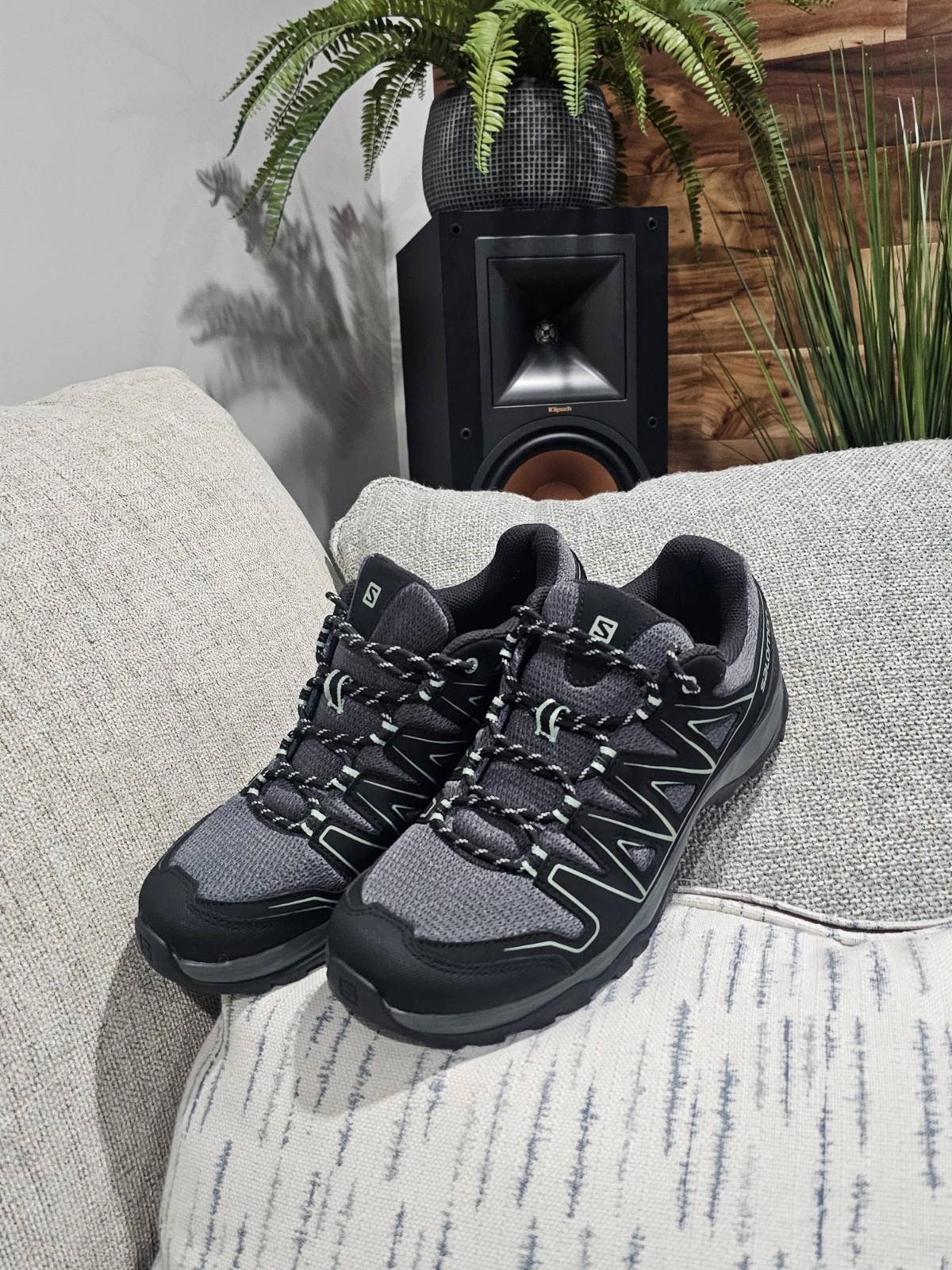 Salomon Aramis Hiking Shoes Men's Size 9 Green Gray Black Trail Walking 414115