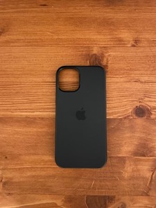 Apple iPhone 12 mini MagSafe Handyhülle in schwarz BackCover