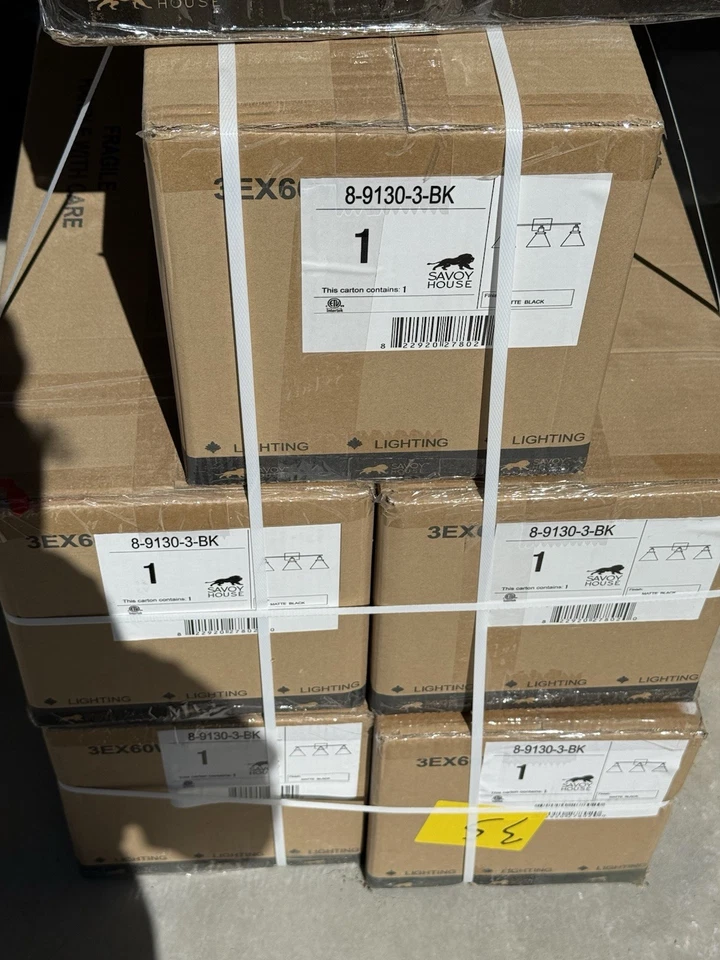 Luz de tocador de baño Savoy House Drake de 3 luces, negra - 8-9130-3-BK Foto 2 de 2