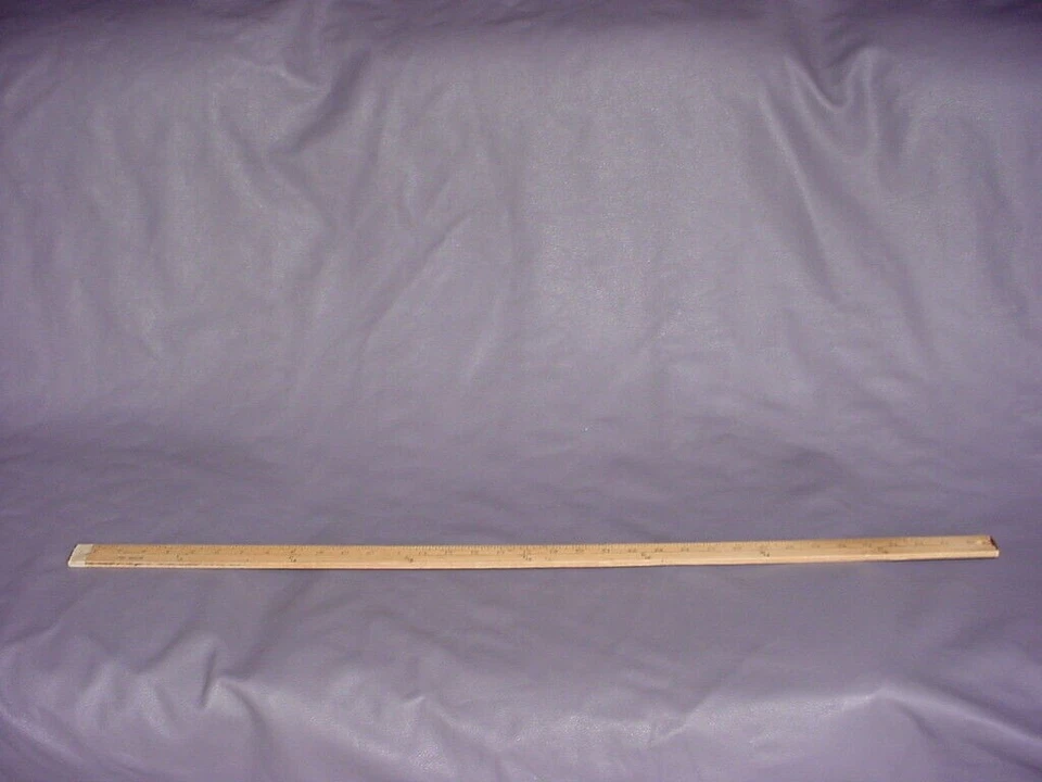 LEE JOFA 39.48 SQ FT Purple Gray / ASH Pebbled Cowhide LEATHER UPHOLSTERY - Image 4 of 4