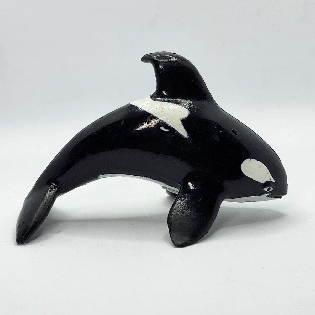 Vintage Free Willy PVC Figure Long John Silvers LJS Kids Meal Toy
