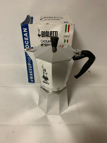 Bialetti Moka Express - Stovetop Espresso Maker - 12 Cup