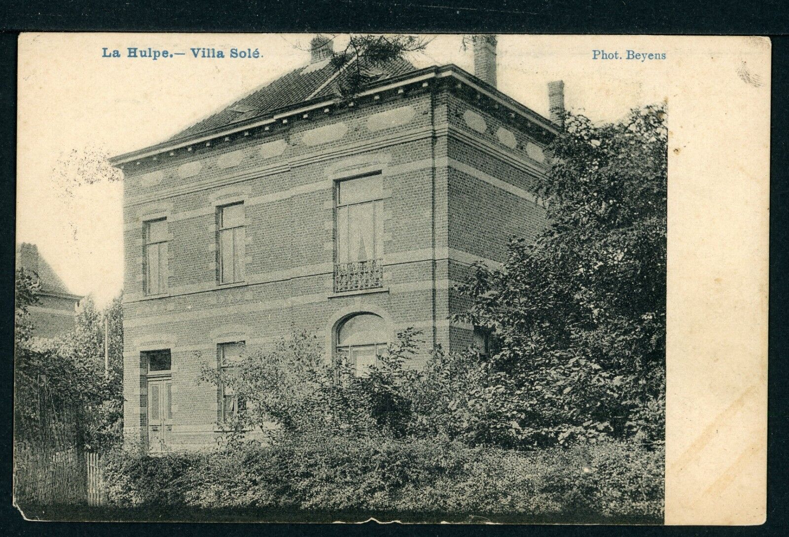 Photo 1/2