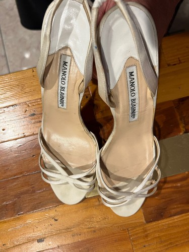 Manolo Blahnik Italia Tacchi punta aperta beige nudo raso taglia 38 - Foto 9 di 12