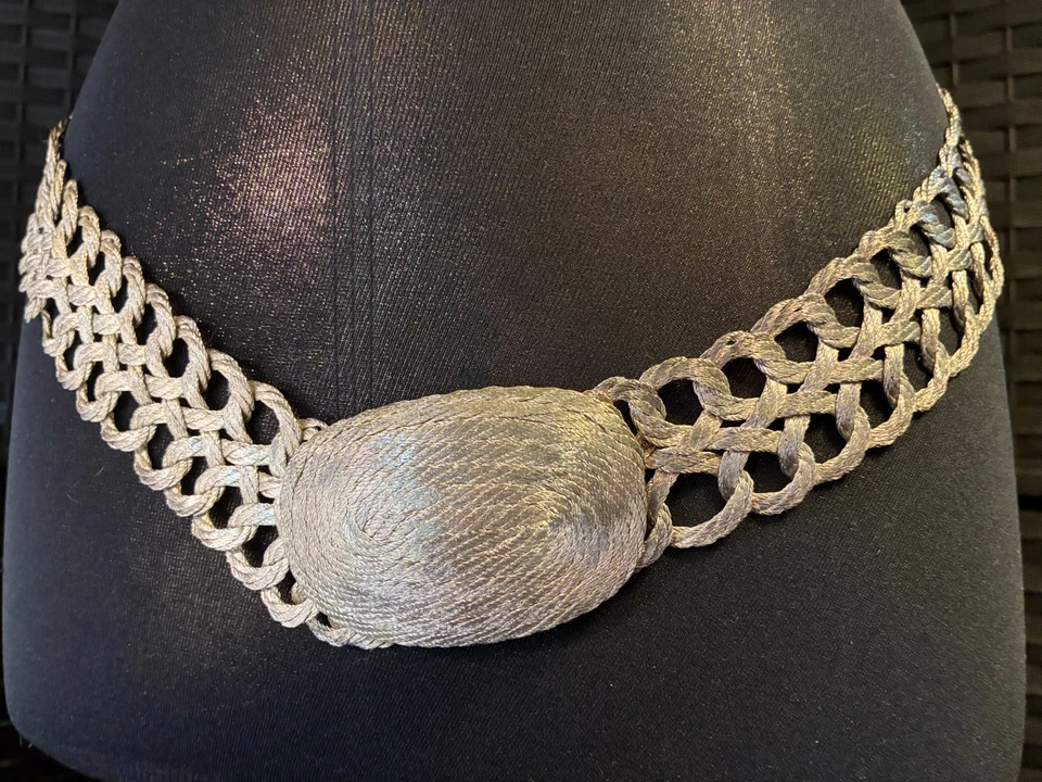 CINTURÓN INFINITO ALAMBRE MARTILLADO VINTAGE AÑOS 70 30-36" MEDIANO Trenza Metal Plateado GRECIA Foto 3 de 4