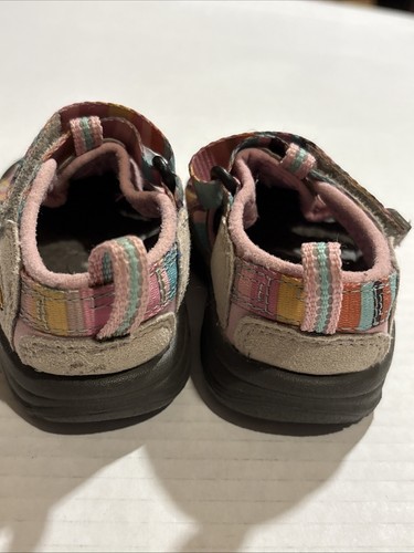 Keen Toddler Kids Sz 4 Newport H2 Sandals Hiking Water Pink - Picture 4 of 6