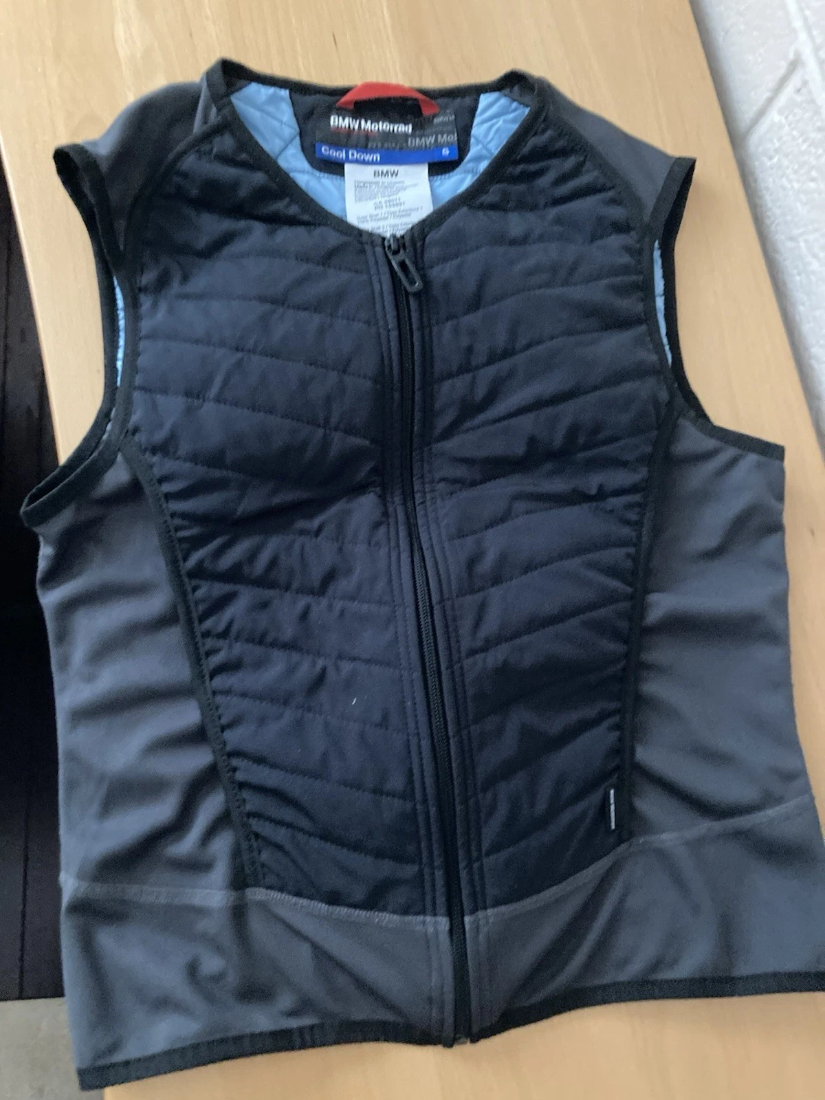 BMW Motorrad Cool Down Zip Vest Small lightweight