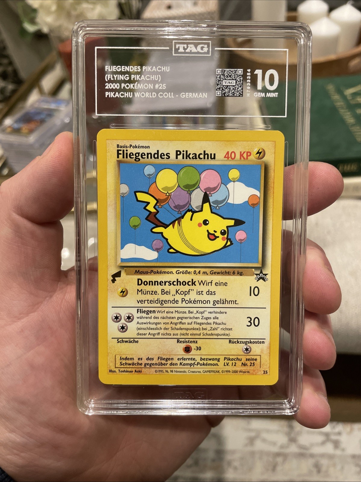 Flying Pikachu No.25 ‘2000 Pikachu World Collection’ - German - TAG 10 Gem Mint