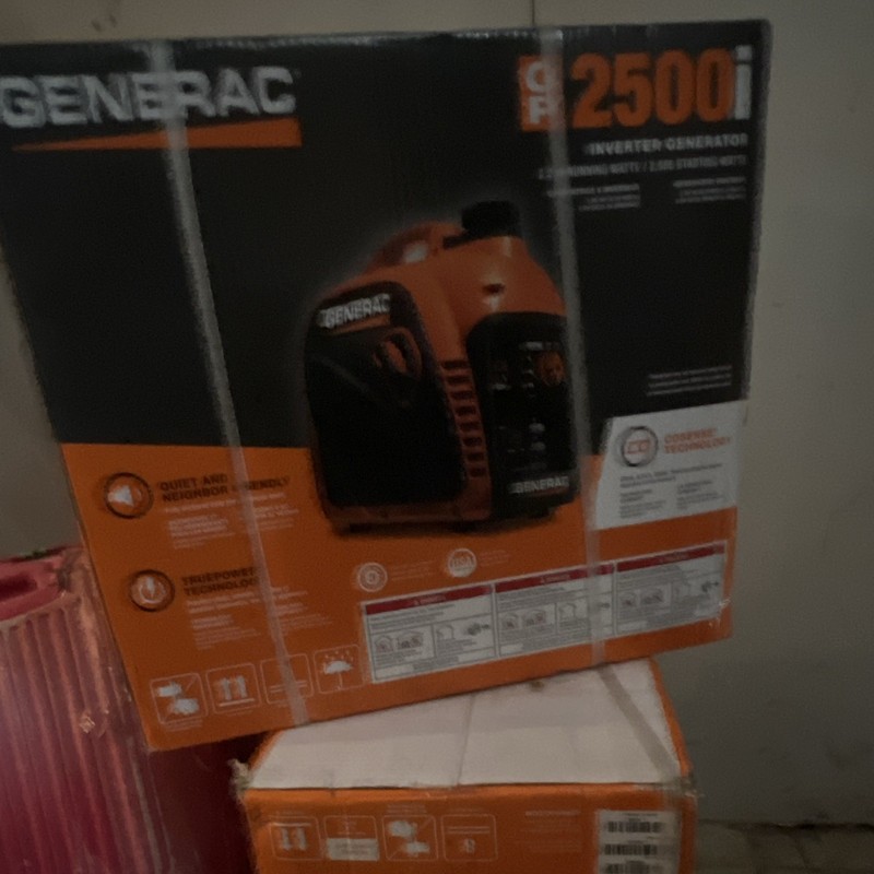 Generac GP2500i Portable Inverter Generator 2500W Gas COsense Technology