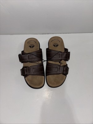 Mens Size 8M Docker Sandals/flip flops adjustable strap memory foam comfort