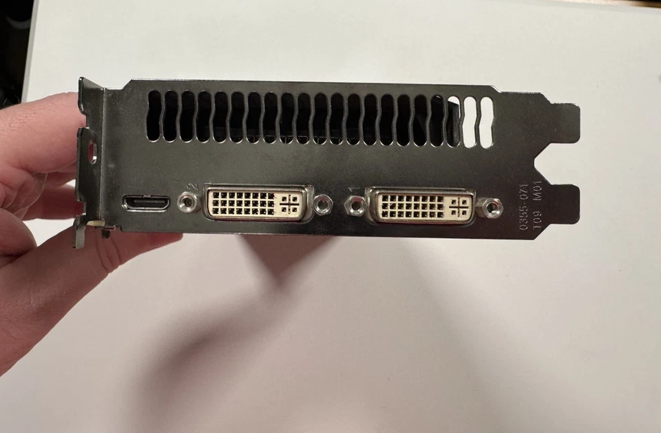 EVGA NVIDIA GeForce GTX 460 1GB GDDR5 PCIE Video Card - Image 3 of 4