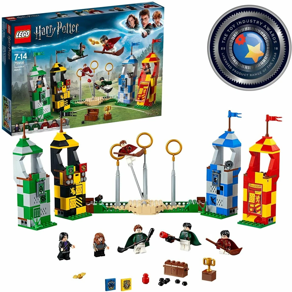 LEGO 75956 Harry Potter Quidditch Match Hufflepuff House Towers With Scoreboard - Image 3 of 4