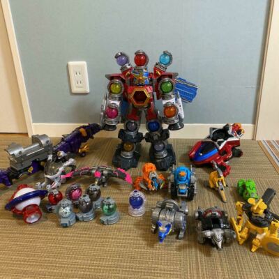Power Rangers Uchu Sentai Kyuranger DX Megazord Morpher 12p Set Bundle Bulk