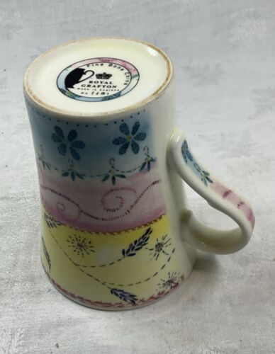 ROYAL GRAFTON TAMS FINE BONE CHINA HALF PINT MUG USED YELLOW PINK BLUE DRINK TEA - Picture 8 of 11