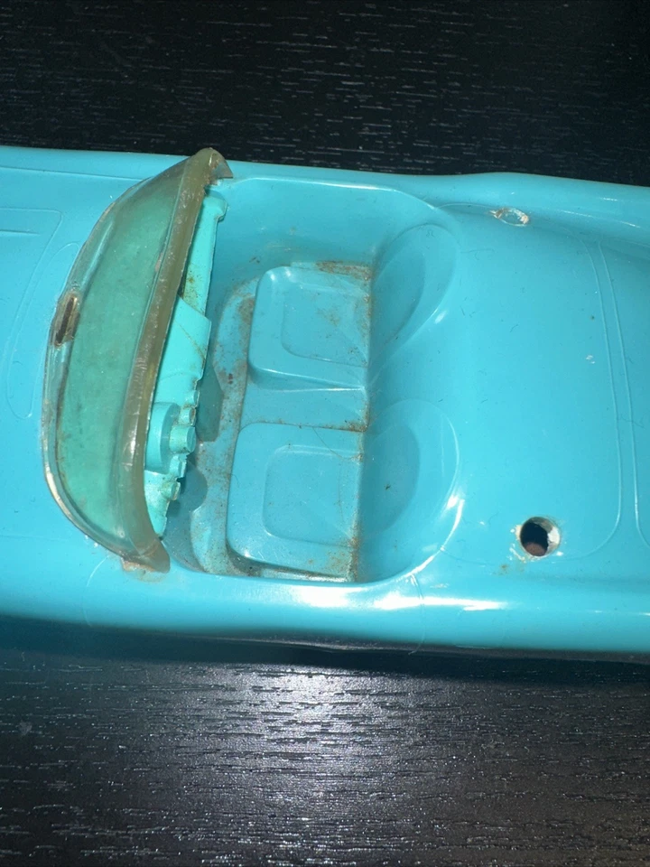VINTAGE 1959 CHEVROLET CORVETTE CONVERTIBLE Friction Turquoise DEALER PROMO CAR - Image 4 of 4