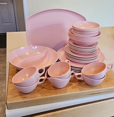 Marcrest MELMAC Pink Dishes Set, 35 pieces, Chicago 1954, Mid