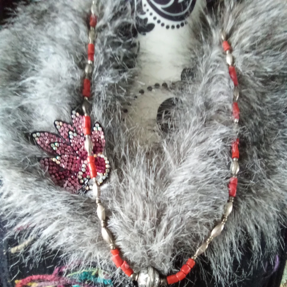 Indian silver and Himalayan coral necklace No34 - Image 3 of 4