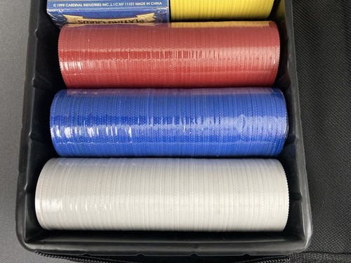 Cardinal's Texas Hold 'Em Tournament Poker Set - Complete - NIB - Picture 4 of 10