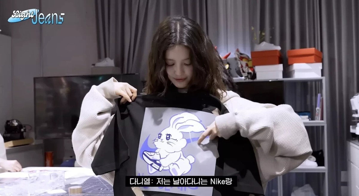 NewJeans x Nike By You Exclusive Custom Korea New Jeans Shirt Size