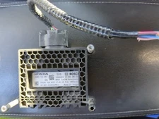 2017 Honda CR-V 1.5L Distance Radar Sensor 36801-TLA-A04 Bracket and connector 