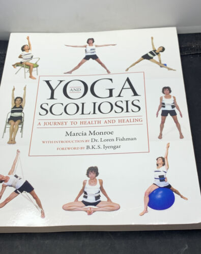 Yoga et scoliose par Marcia Monroe, Loren Fishman, B.K.S. Iyengar - Photo 1 sur 3
