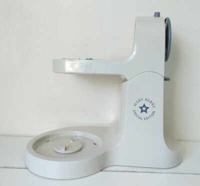 KENWOOD CHEFETTE HAND MIXER,HM680CR,MARY BERRY STAND ONLY UK