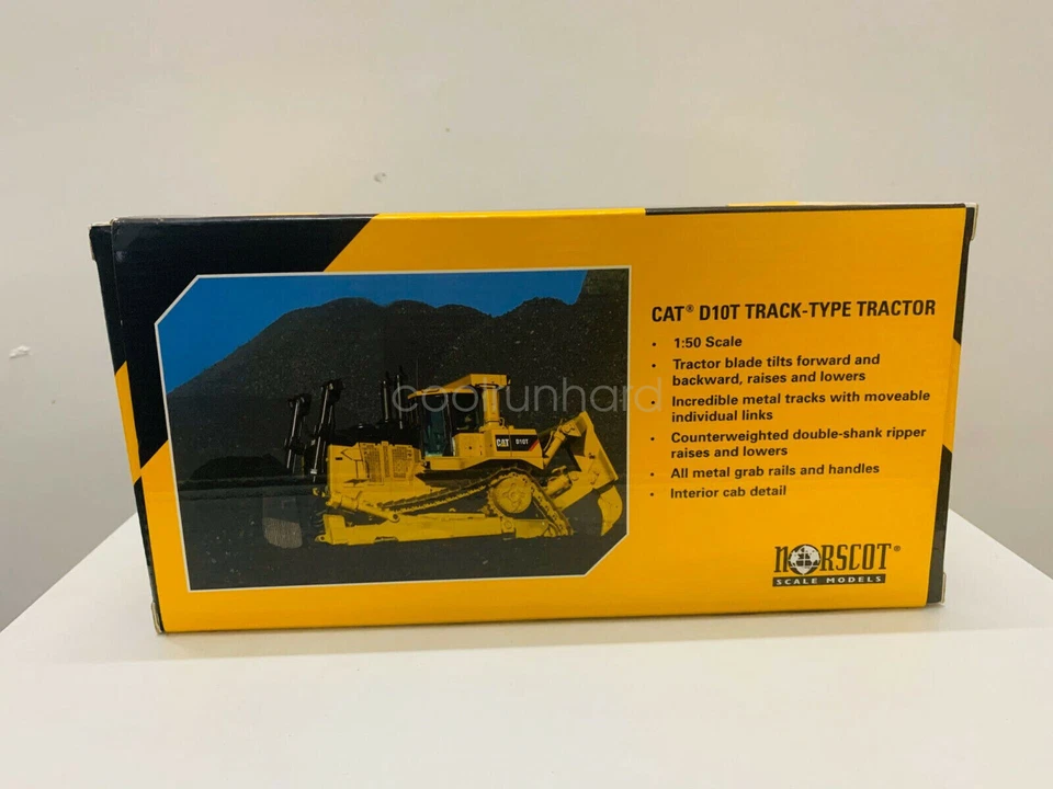 1/50 Scale Norscot Cat D10T Track-Type Tractor  Die-Cast Model New in Box 55158 - Image 3 of 4