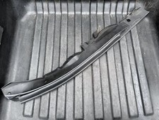 2012 Infiniti M30 M35 M37 M56 Q70 Front Left Rubber Edge